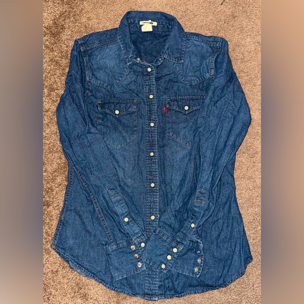 Levi’s western denim shirt